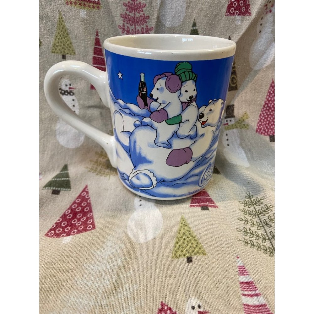 Cocoa cola coke holiday Christmas polar bears mug 1999